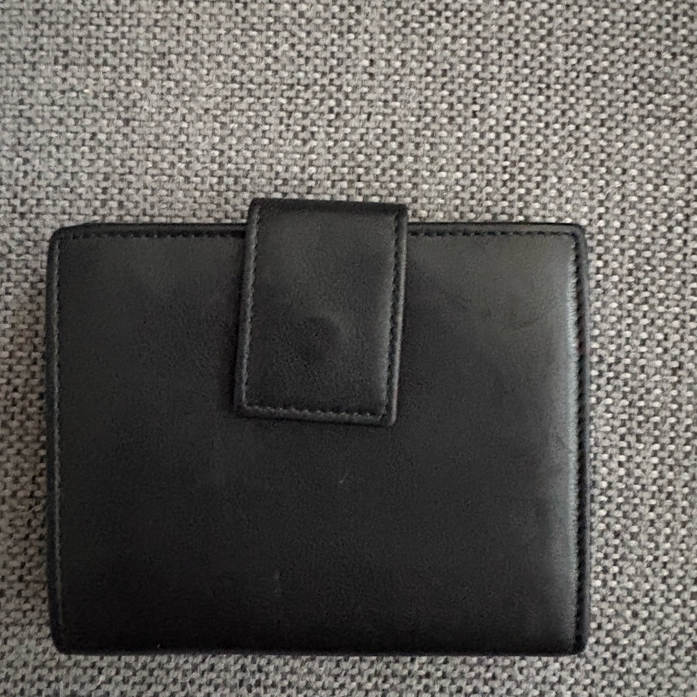 Gucci Black Leather Wallet - Picture 2 of 6